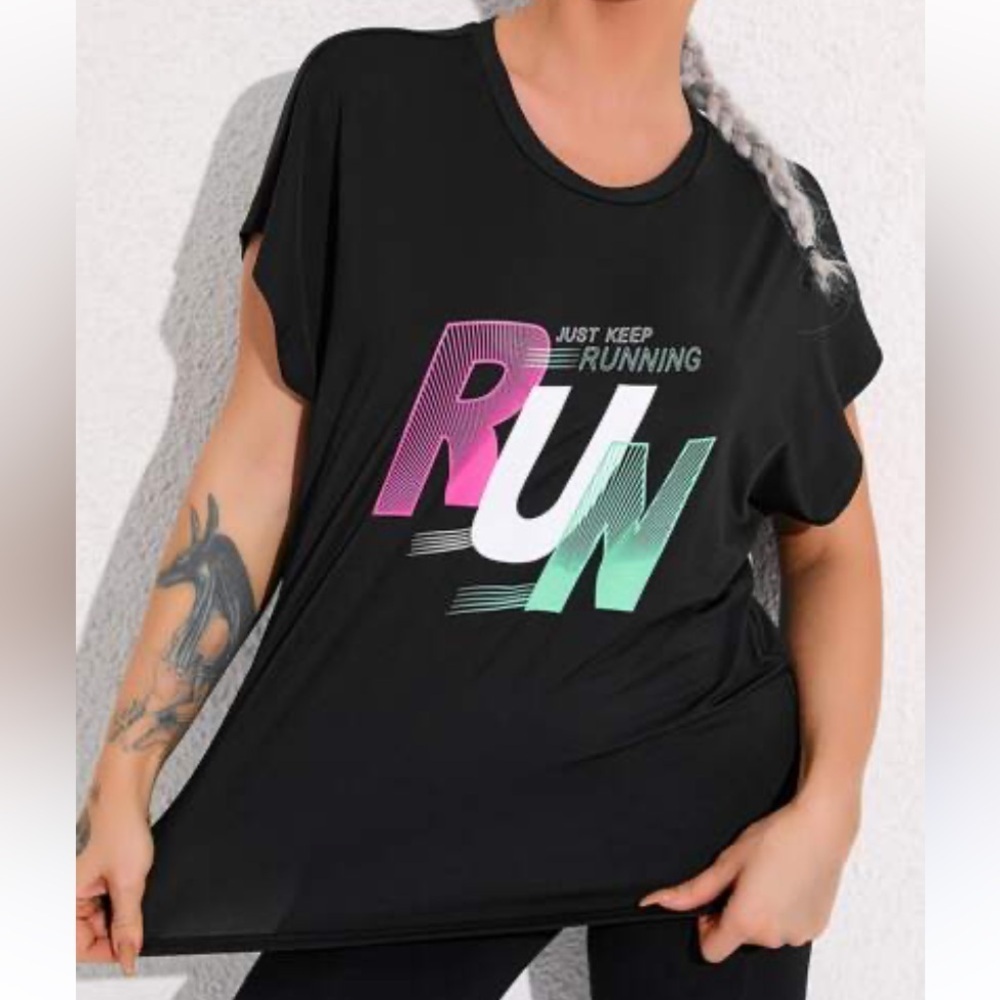 Graphic Tee with Bold RUN Design - Picture 3 of 10